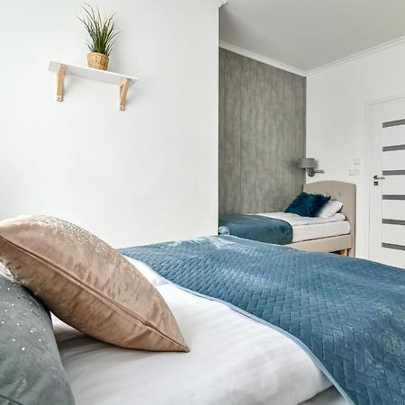 Old Town Ltc - Apartments Starowka Szeroka Гданск Екстериор снимка